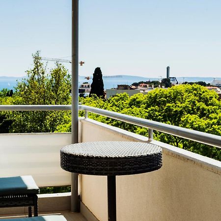 Downtown Luxury Apartment Emili Split Exterior photo